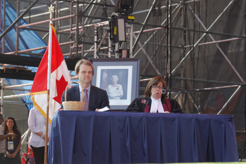 加拿大Express Entry抽签揭秘：同分为何有人先获邀？IRCC平分规则偏向早提交者-青柠社区-海外华人社区