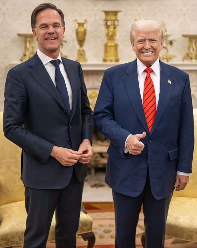 特朗普面临对伊动武关键抉择：霍尔木兹海峡成焦点，中东局势扑朔迷离-青柠社区-海外华人社区